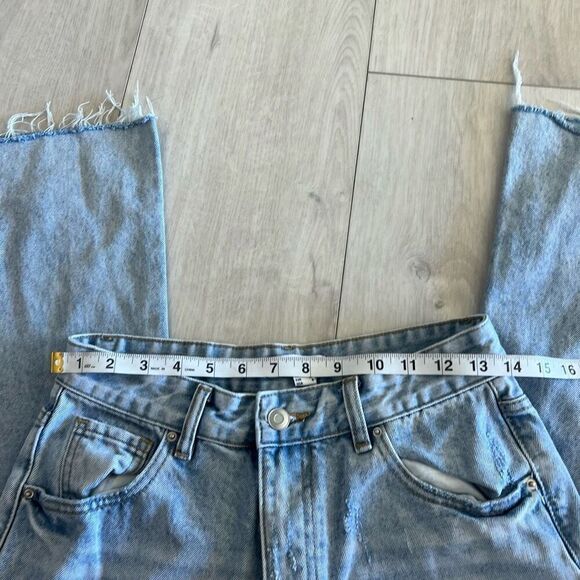 Thatssofetch women’s distressed jeans size 6 - Picture 6 of 10